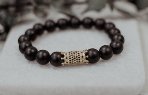 Open image in slideshow, Men&#39;s Black Onyx Double Crowned Bracelet | Gentre - Gentre Official
